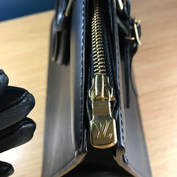 Auth LOUIS VUITTON EPI Noir Riviera Handbag - Picture 6 of 8